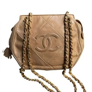 Chanel Vintage Diamond Quilted Lambskin Leather Shoulder Bag